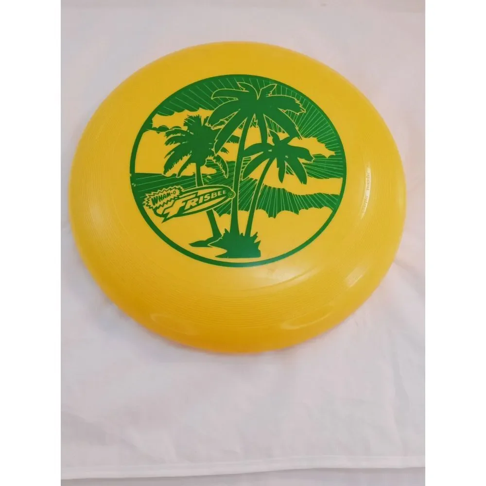 Wham-O Super Flyer Frisbee‎ 180 Grams, Color Yellow With Green Display